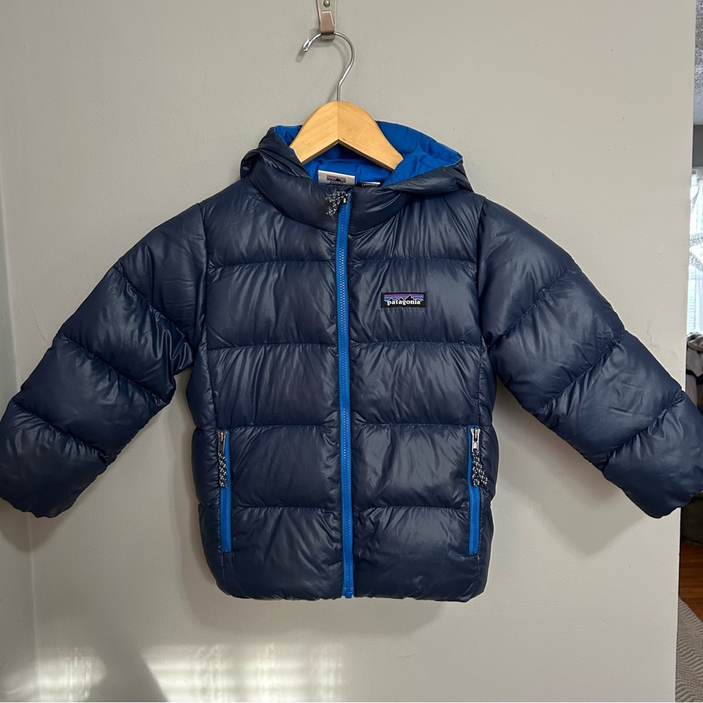 Patagonia Hi-Loft Down Puffer Coat 4T